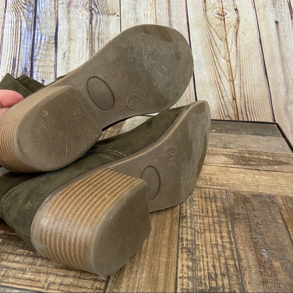 Olive green booties Merona size 6.5 - Picture 5 of 7
